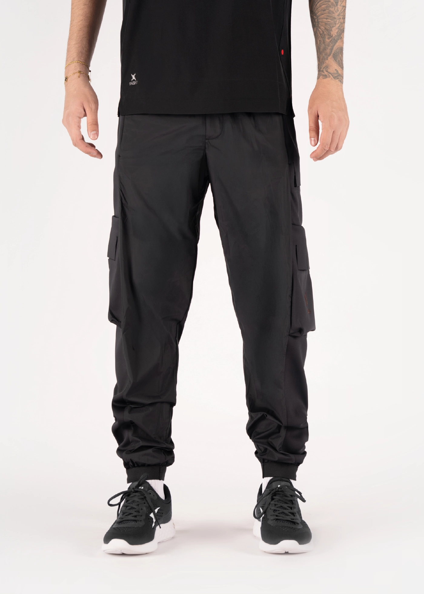 DARK GREY/RED